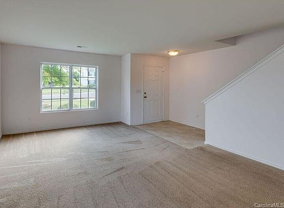 3rd image of 4626 Larkhaven Village Dr