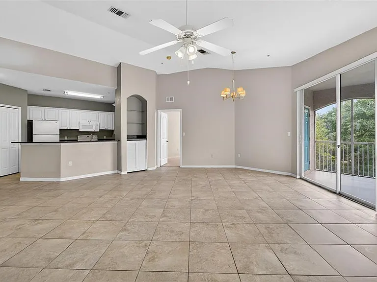 5611 Legacy Crescent Pl #304 — Photo 9