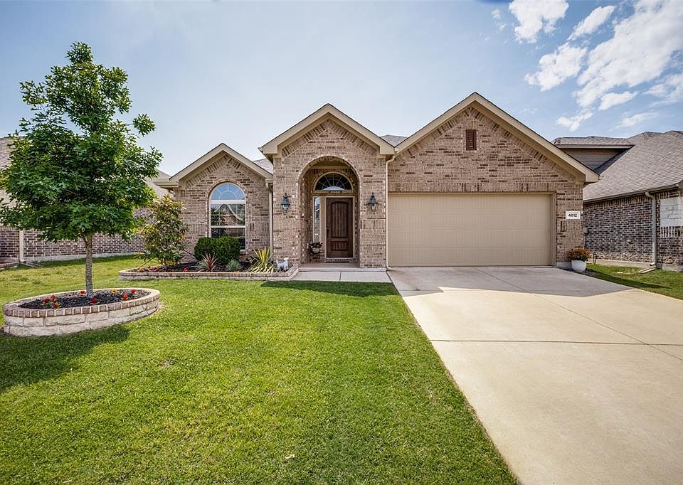 1st image of 4612 Lake Cove Way