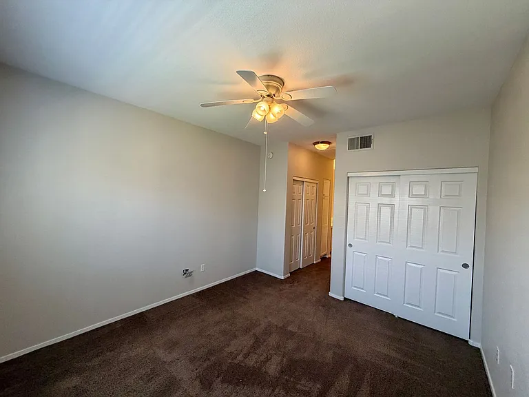 2291 W Horizon Ridge Pkwy #6231 — Photo 28