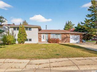 79 Bluebell Cres, Moose Jaw, SK S6J1A1