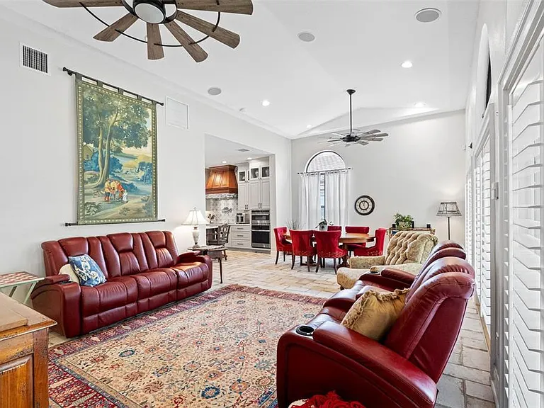 6022 Beacon Shores St — Photo 16