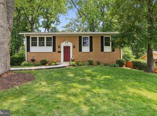 6313 Charnwood St, Springfield, VA 22152
