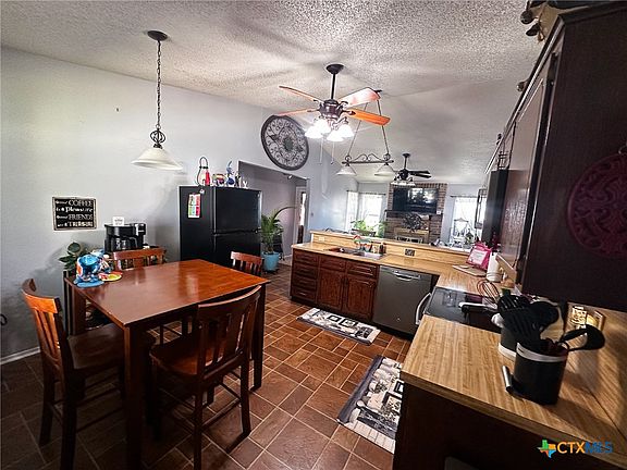 4th image of 2124 Hidden Hill Dr