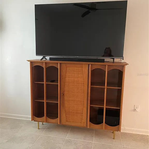 1447 Roxy Ln — Photo 11