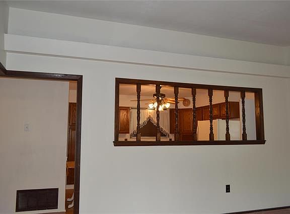 5th image of 1690 Kay Dr