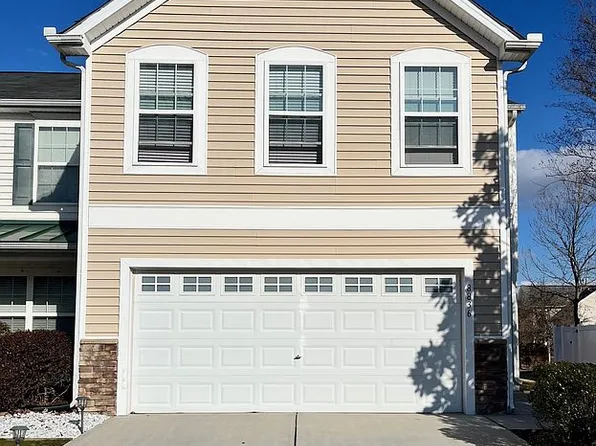 8836 Thornton Garden Ln, Raleigh, NC 27616