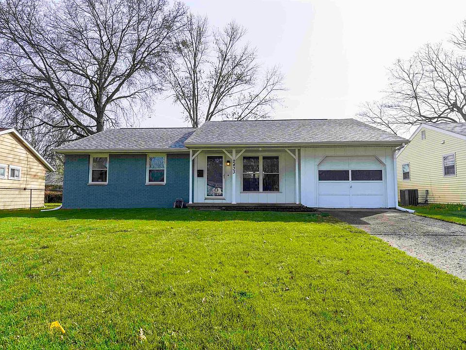 1st image of 2433 Lafayette Dr