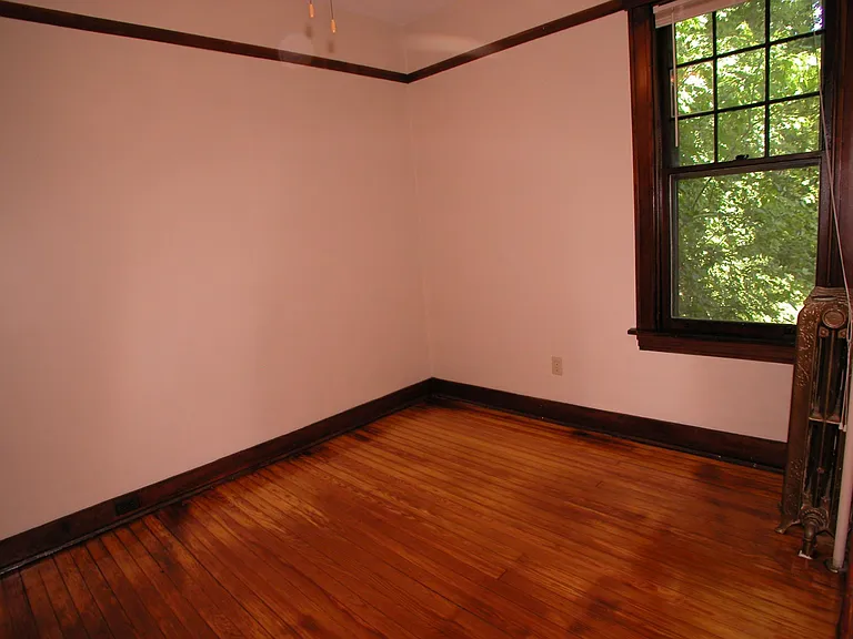 208 Ontario St #B — Photo 13