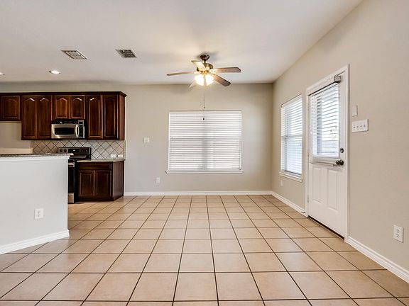 4th image of 4129 Dellman Dr