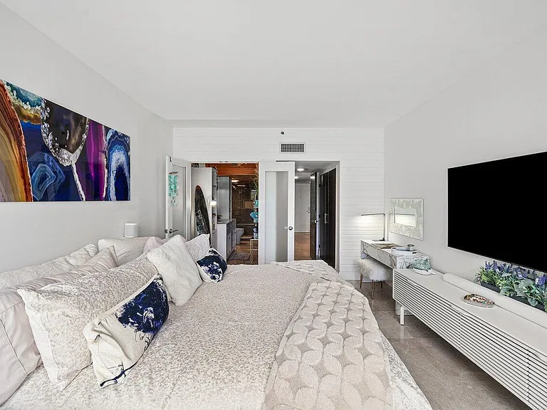 901 E Camino Real #1-C — Photo 14