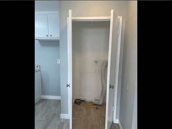 5th image of 11722 216th St #B