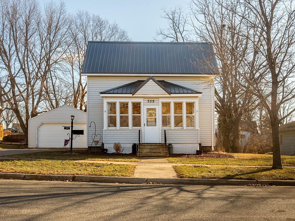 1st image of 309 Center Ave