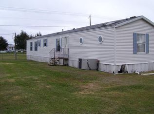 2621 S Wiggins Rd, Plant City, FL 33566