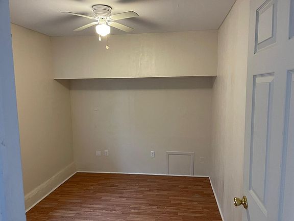 5th image of 1011 Center Ave