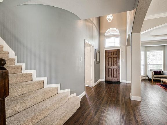 3rd image of 9012 McFarland Way