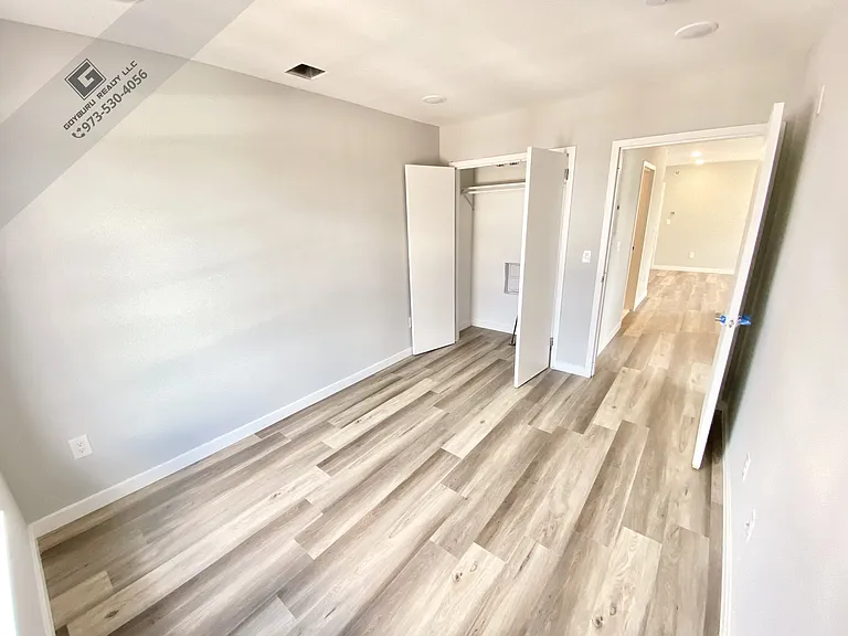 188 21st Ave #311 — Photo 9