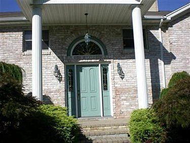 3rd image of 34 Blue Lantern Dr #34