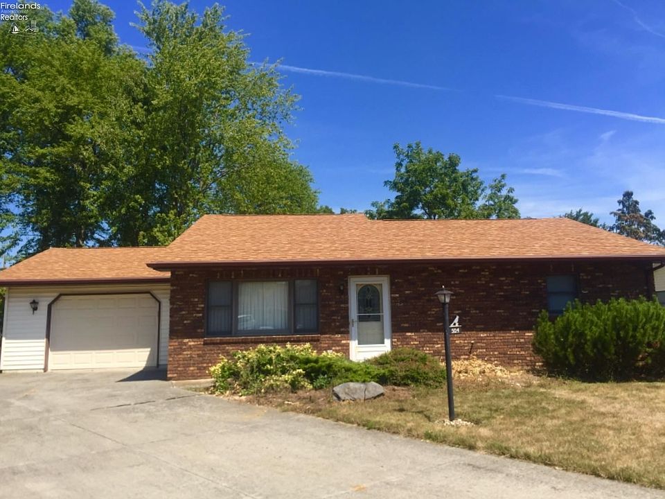 1st image of 504 Berry Ct