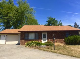 504 Berry Ct, Fremont, OH 43420