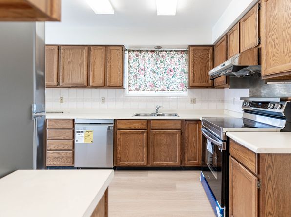 5 bedroom rental in Vancouver — photo 15