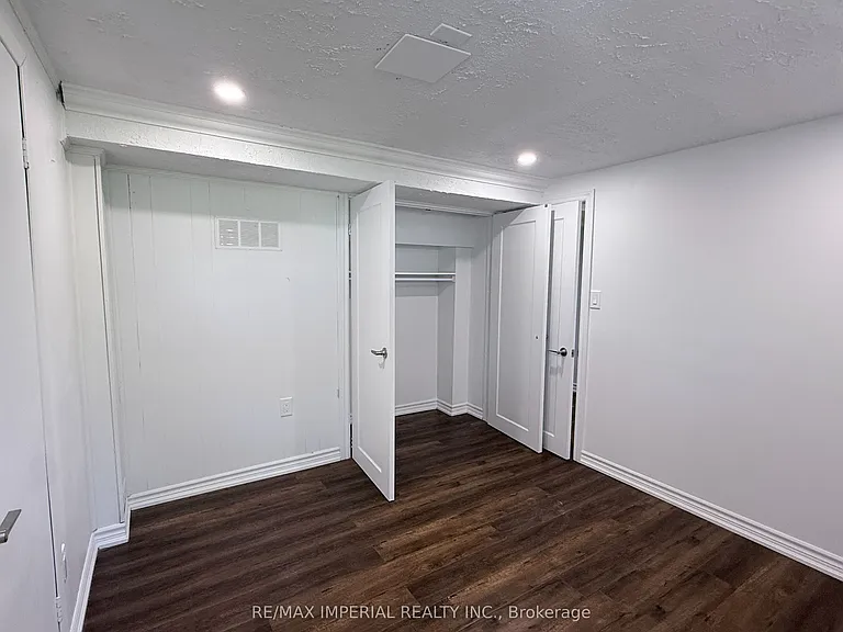 69 Edgar Ave #BASEMENT — Photo 11