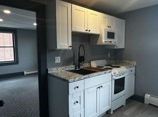 6 Main St #6D, Newport, NH 03773