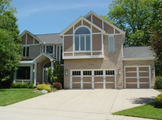 9702 Summers Pond Dr, Loveland, OH 45140