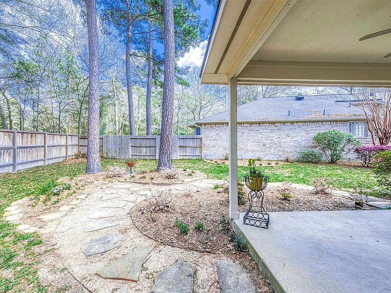 134 E Foxbriar Forest Cir — Photo 49