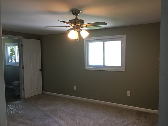 4th image of 619 N Rembrandt Ave