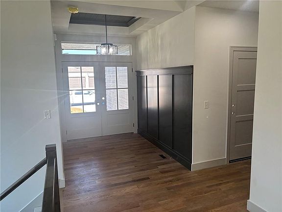 3rd image of 20041 W 226th Ter