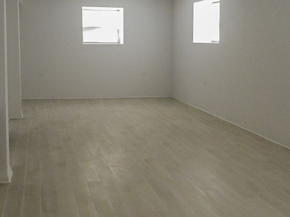 3rd image of 2009 1/2 W Cortez St #12