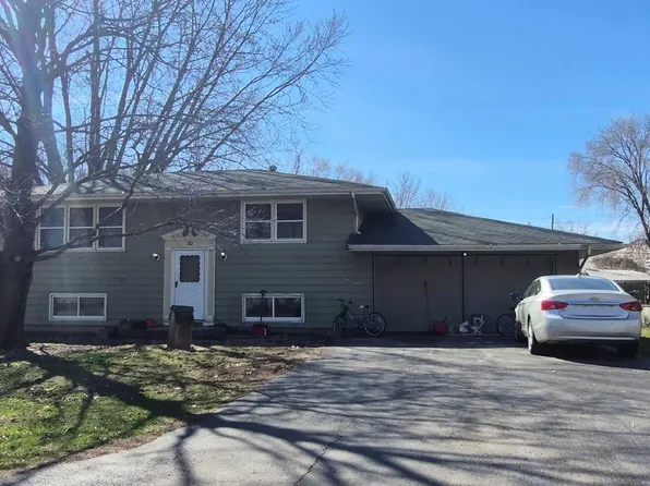 313 Warren Ave, Hillsdale, IL 61257