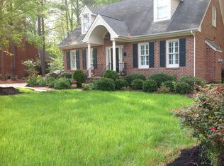 900 Oldwyck Dr, Fuquay Varina, NC 27526