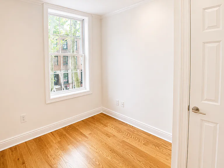 178 Clinton St #3F — Photo 4
