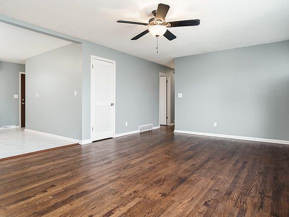 5th image of 4720 Orchard Ave