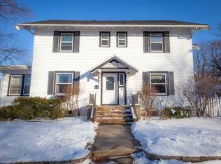 732 Garfield Ave, Rockford, IL
