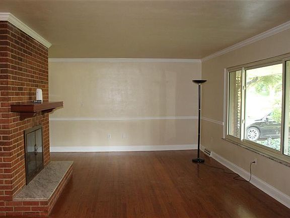 3rd image of 65 Poinciana Dr