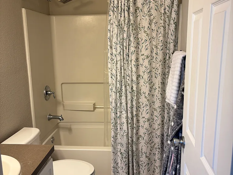109 Islander Dr — Photo 10
