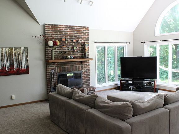 2nd image of 40289 N Golden Eagle Ct