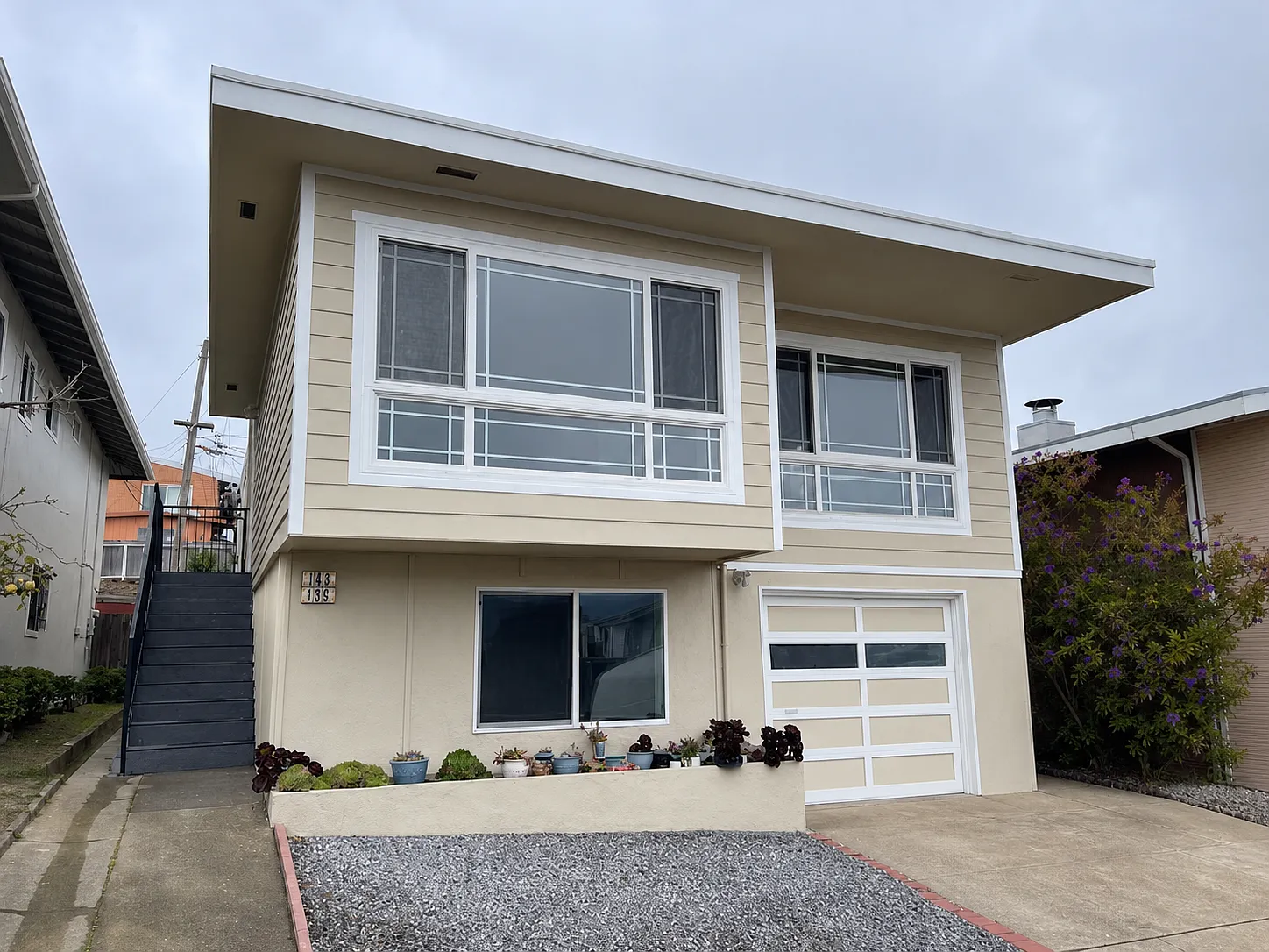 4 bed, $5,000 — Photo 1
