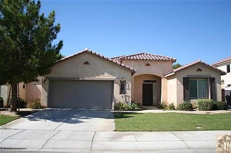 Front of beautiful curb appeal home.