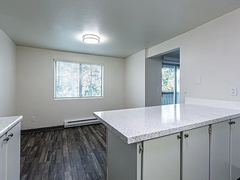Valley Vista — Photo 6