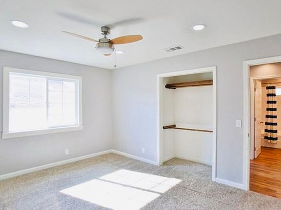 3rd image of 35090 San Carlos St