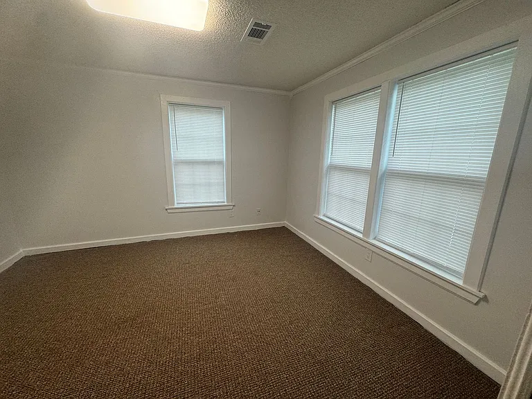 5112 Kraft St — Photo 19