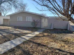 312 Hondo Dr, Roswell, NM 88201