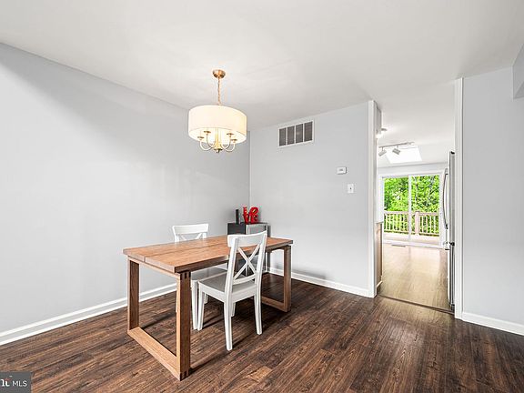 5th image of 40 May Apple Dr