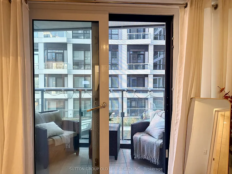 15 Richardson St #408 — Photo 19