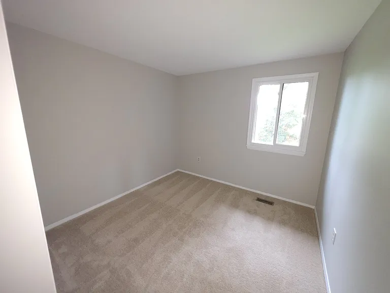 7331 Kerry Hill Ct — Photo 12