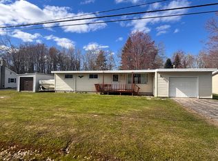1098 Wayne Rd, Alpena, MI 49707